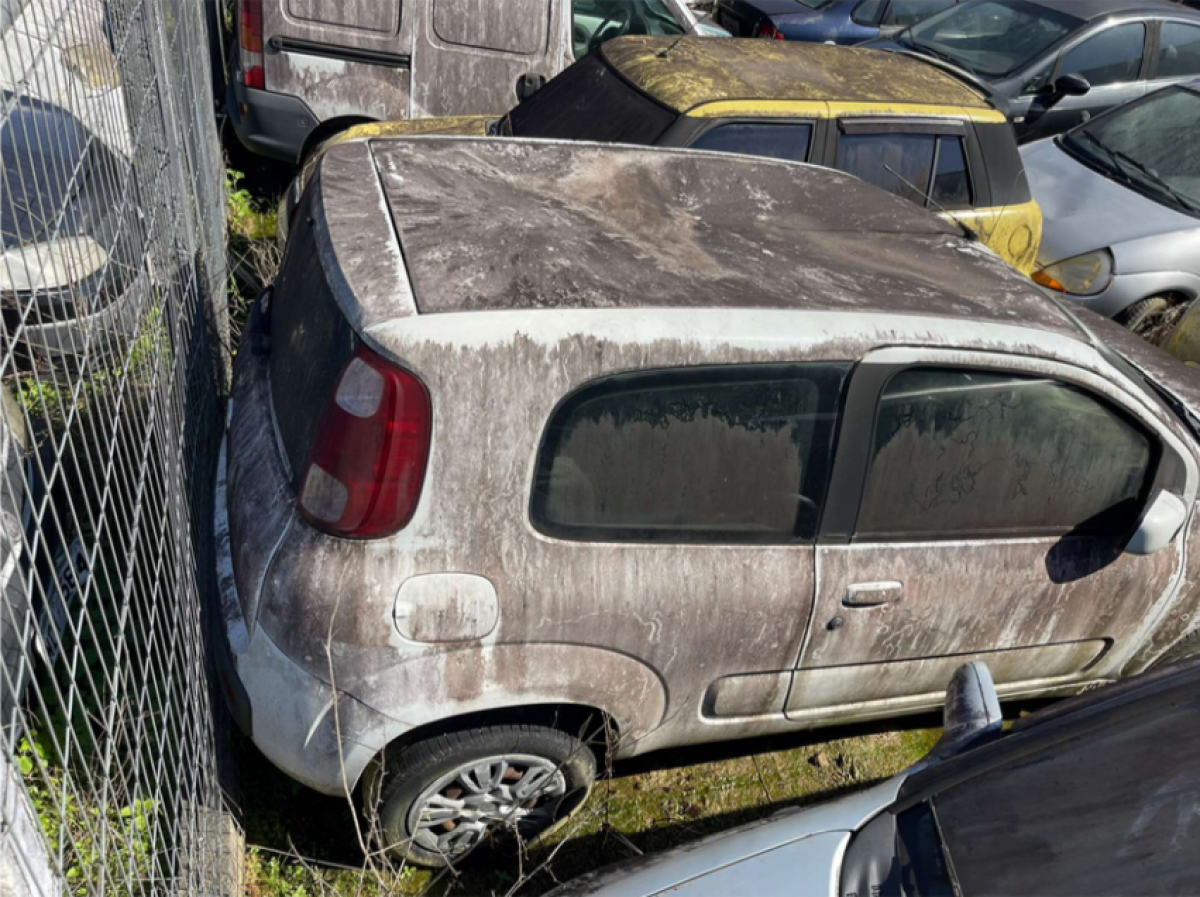 Fiat/Uno Vivace 2011/2012