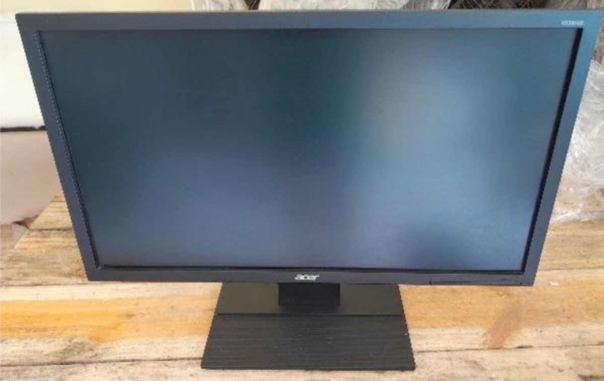 LOTE 055: 06(seis) MONITORES ACER 21,5", V226HQL